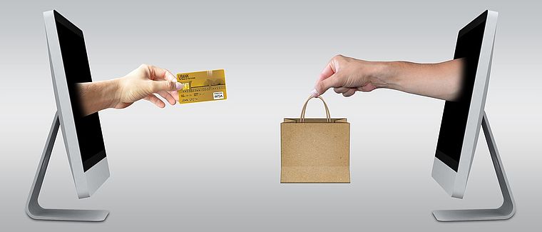Durch die Brille des Kunden: Online-Shop-Optimierung durch konsequenten Kundenfokus