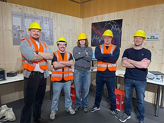 Teilnehmende nach Beendigung des Escape-Rooms