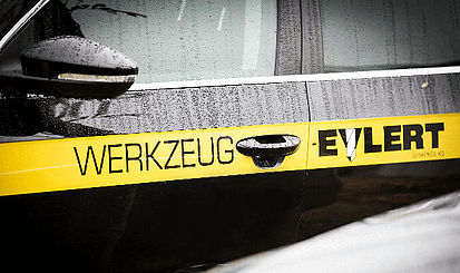 Artikeldaten für Kataloge und Online-Shops effizient bereitstellen - mit digitalen Standards Werkzeug-Eylert