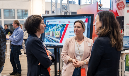 Personen auf der Roadshow