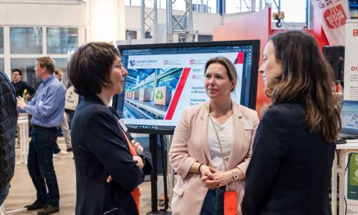 Personen auf der Roadshow
