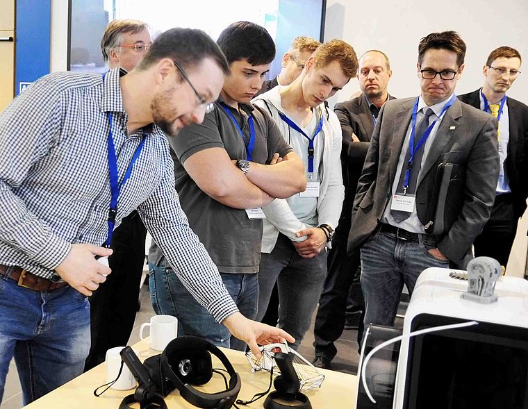 Vom 3-D-Scan zum 3-D-Druck: Standards der Dateiformate