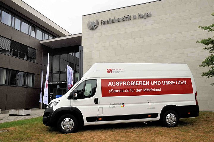 Auch in 2019 vor Ort bei Ihnen: Die Mobile Offene Werkstatt
