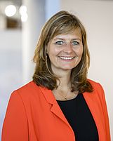  Bettina Bartz