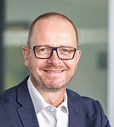 Alexander Schneider