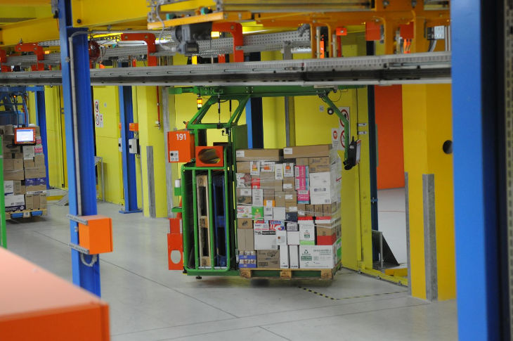 DM-Verteilzentrum in Weilerswist